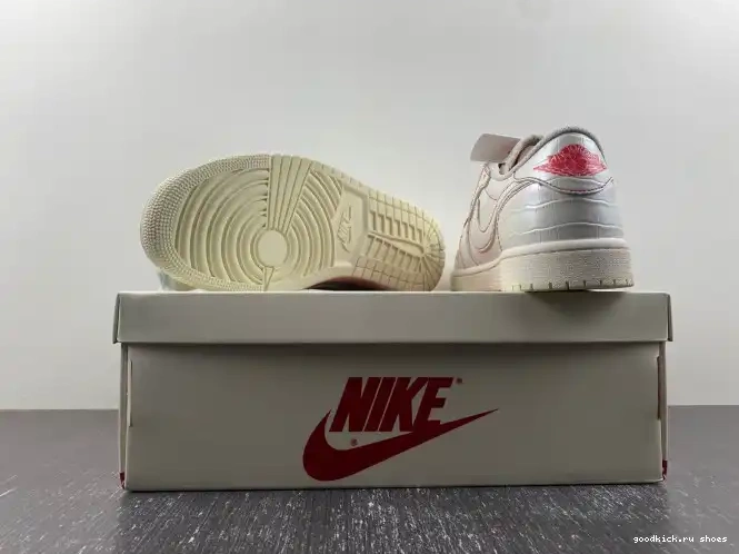 80% Off Sale 1 OG DM7866-601 Scott Jordan x Air Low Travis 0615
